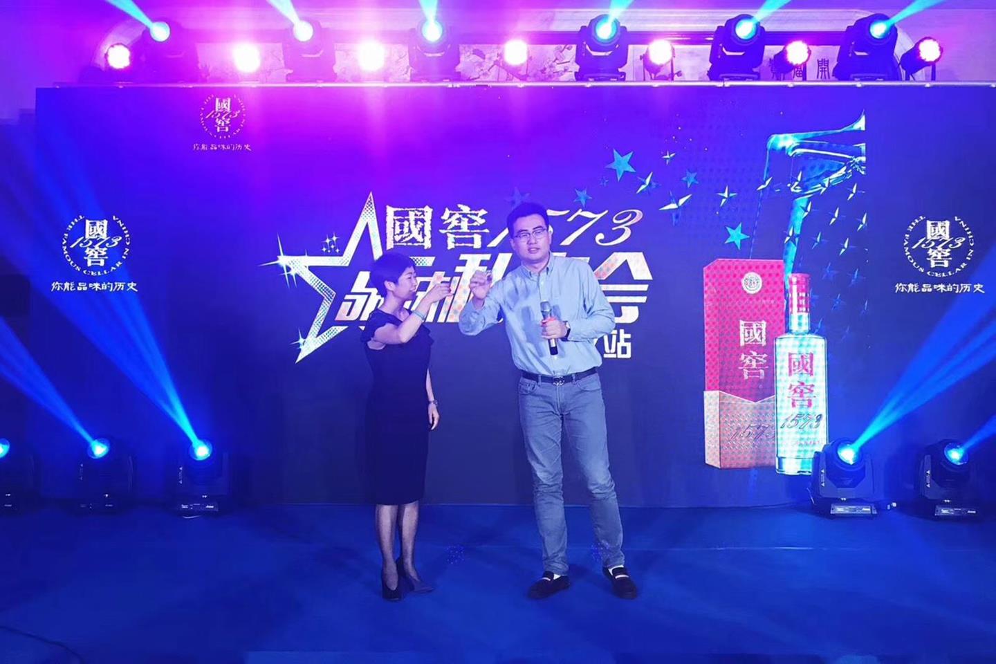 DB285C9E2254DC9AEEB450AB832954BD